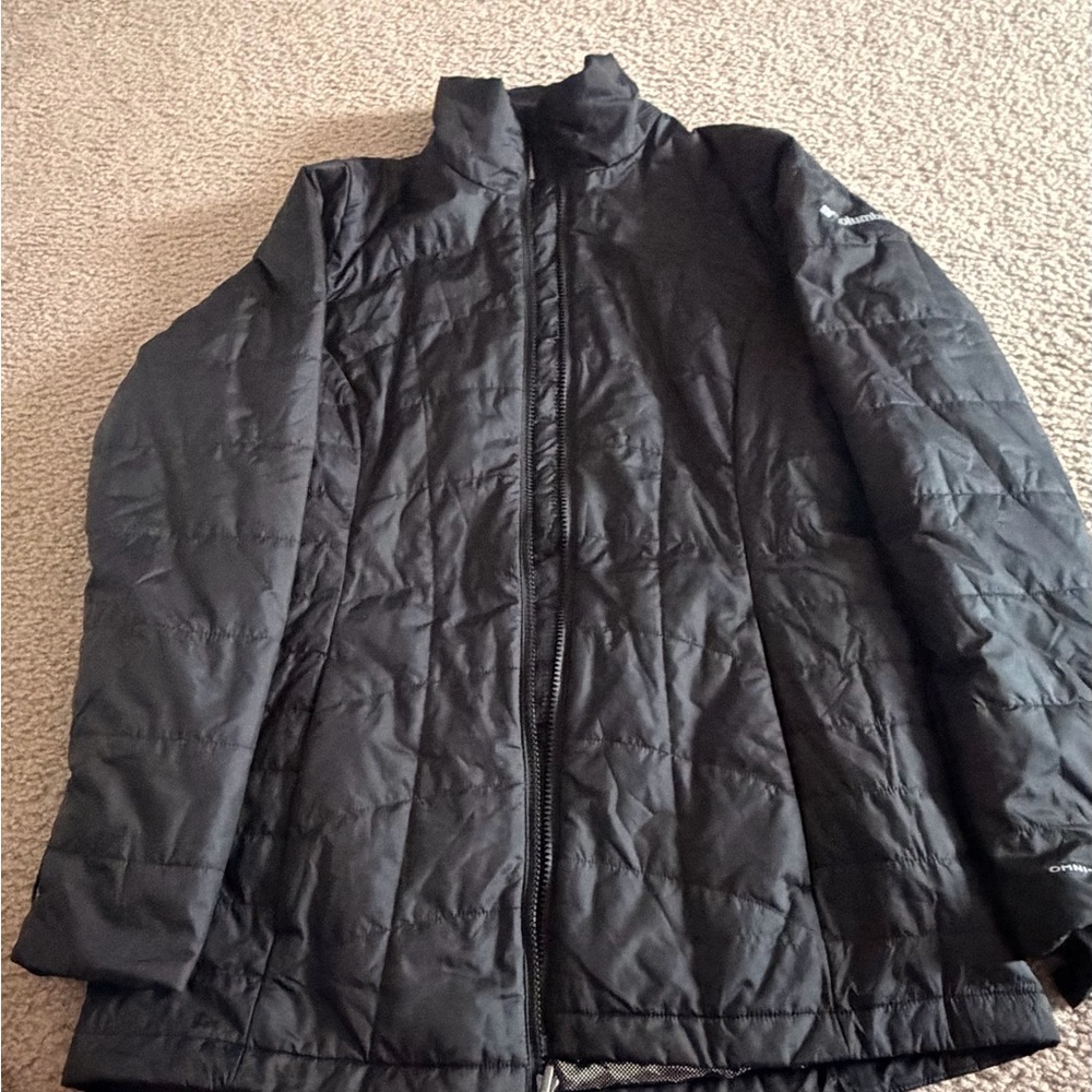 Columbia woman’s Black Puffer Jacket